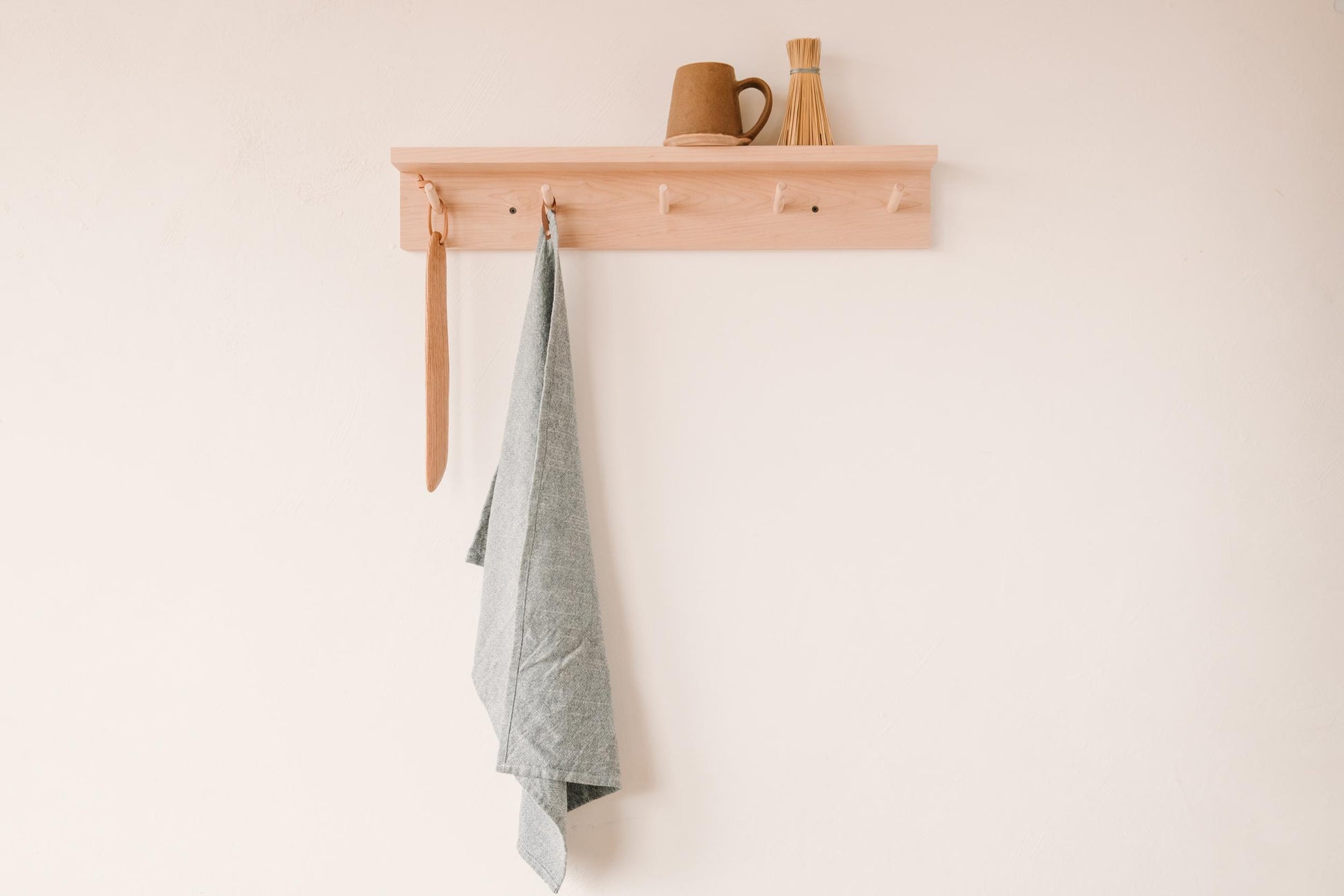 Maple peg rail Wholesale Sunhouse Craft